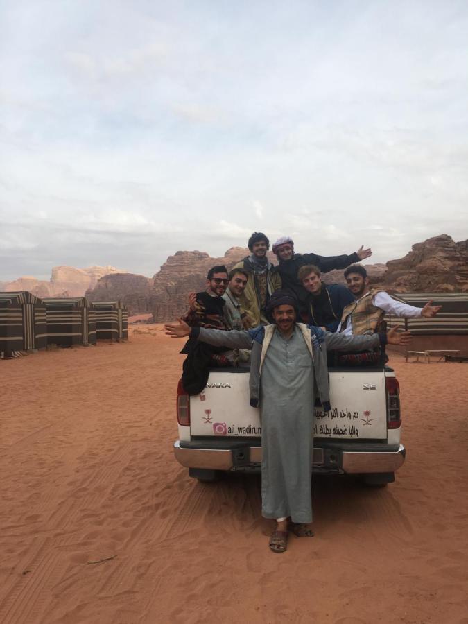 Bedouin Memories Camp Hotel Wadi Rum Buitenkant foto