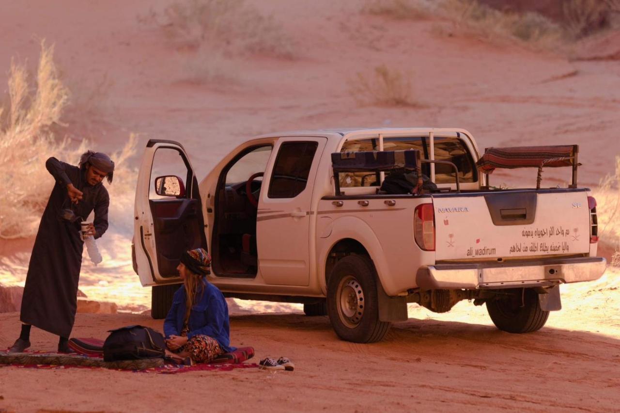 Bedouin Memories Camp Hotel Wadi Rum Buitenkant foto