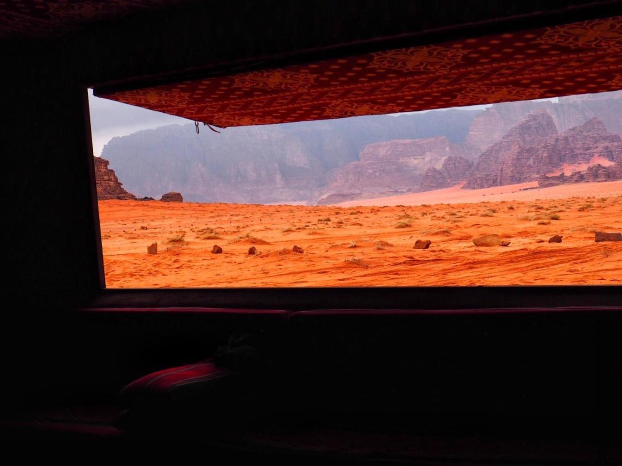 Bedouin Memories Camp Hotel Wadi Rum Buitenkant foto