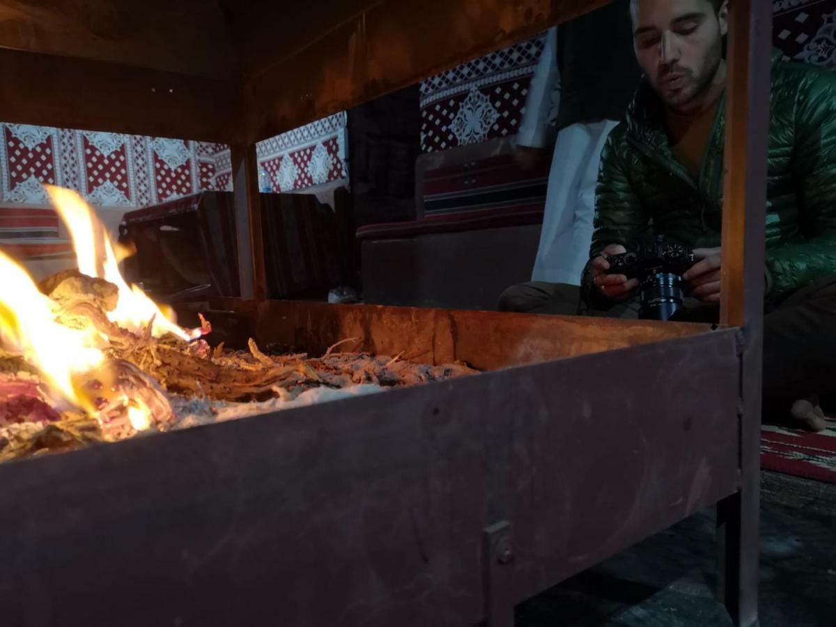 Bedouin Memories Camp Hotel Wadi Rum Buitenkant foto
